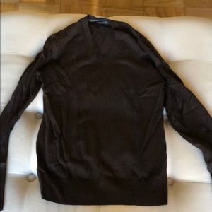 Banana Republic men’s merino wool vneck sweater